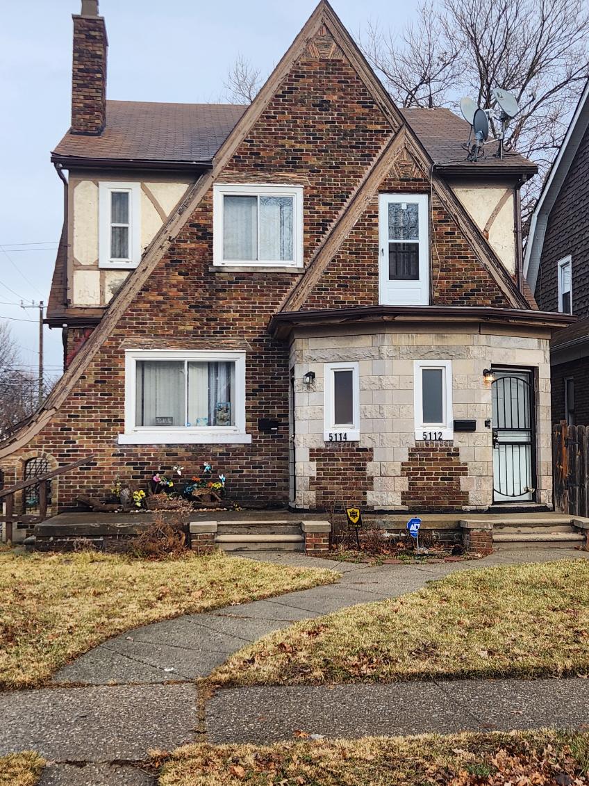 5112 Haverhill Street - 1