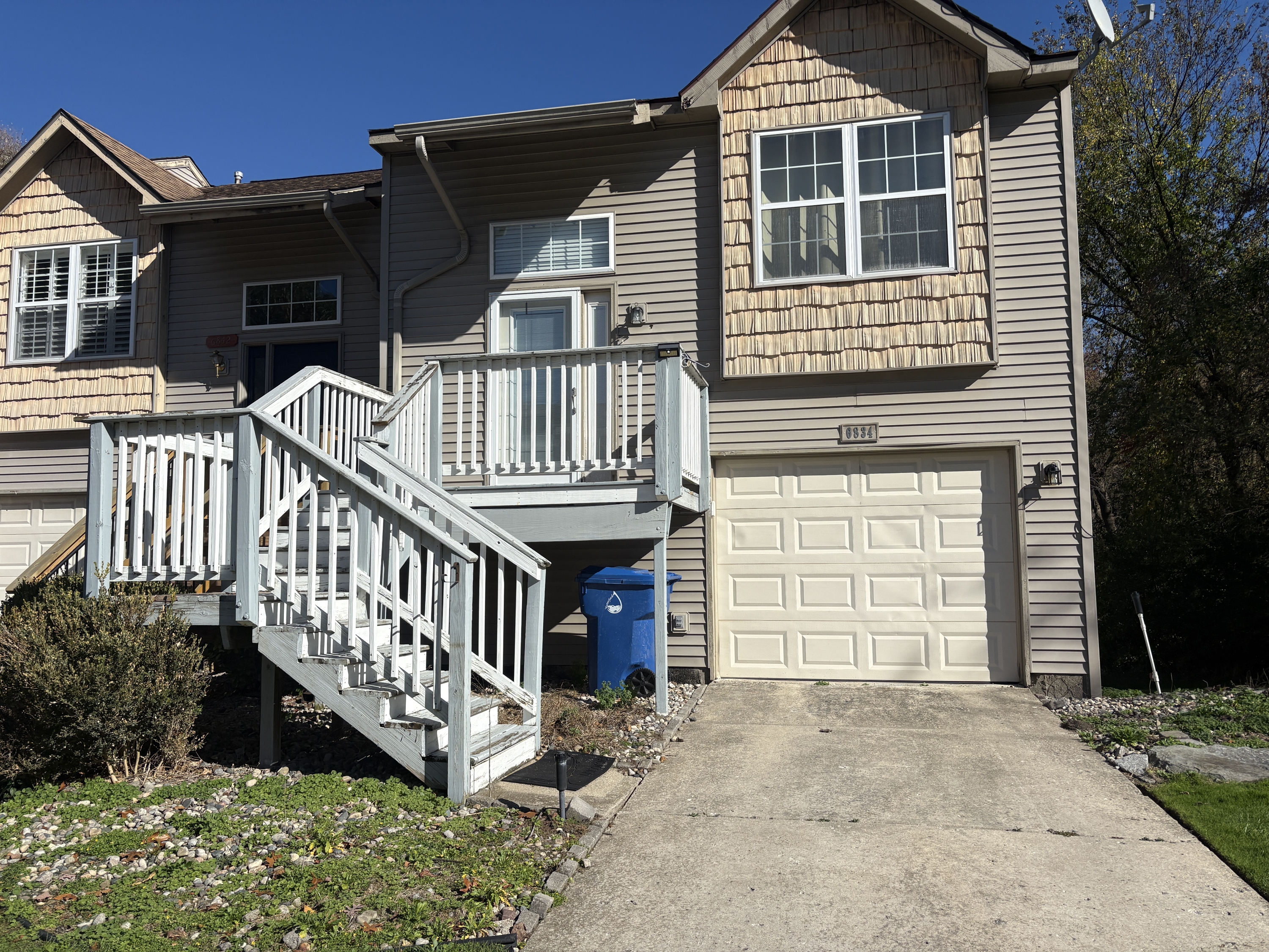 6834 Palos Verdes Lane - 1